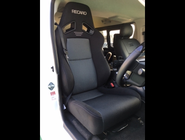 RECARO@SR-7F GK100HV[gq[^[t@BK/SIL