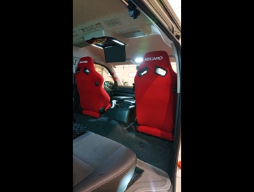 RECARO@SR-7F@KK100@RED@V[gq[^[t